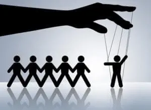 Raport: Moscova încearcă să divizeze moldovenii pe criterii de etnie și le sugerează că au nevoie de „protecția” rusească