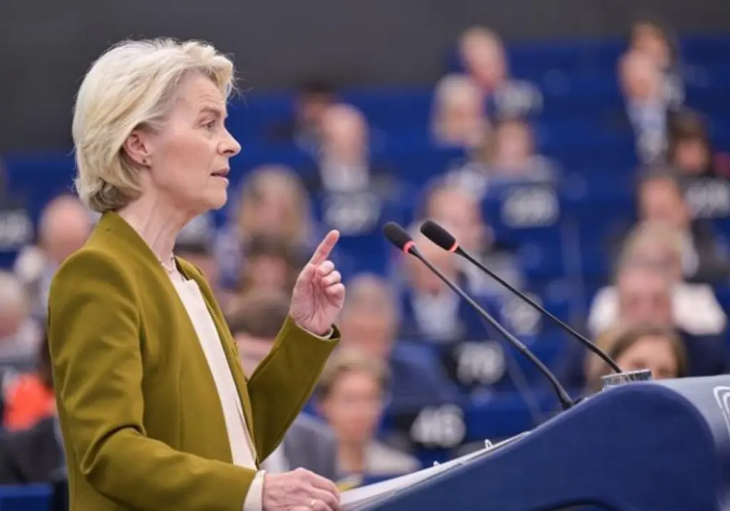 Ursula von der Leyen pledează pentru acordarea unui împrumut Ucrainei bazat pe activele rusești imobilizate