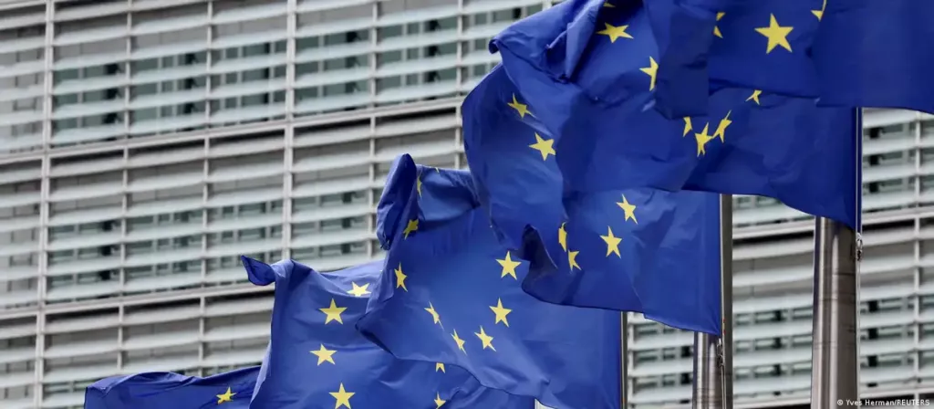 Россия в черном списке ЕС: чем это обернется для россиян