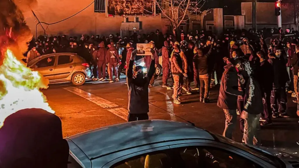 CBS: Число погибших в ходе протестов в Иране может достигать 20 тысяч человек