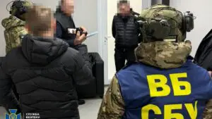 Nou scandal de corupție în Ucraina: Șeful logisticii Forțelor Aeriene și un colonel SBU, arestați pentru deturnare de fonduri