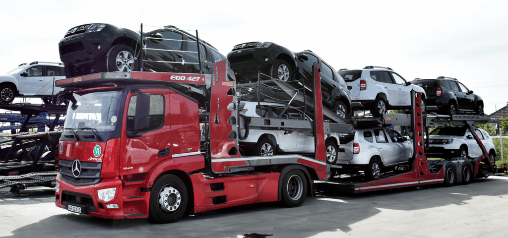 Schema rușilor, pentru a evita sancțiunile de import a mașinilor. Le cumpără second-hand din China, cu 0 kilometri, apoi le vând ca noi