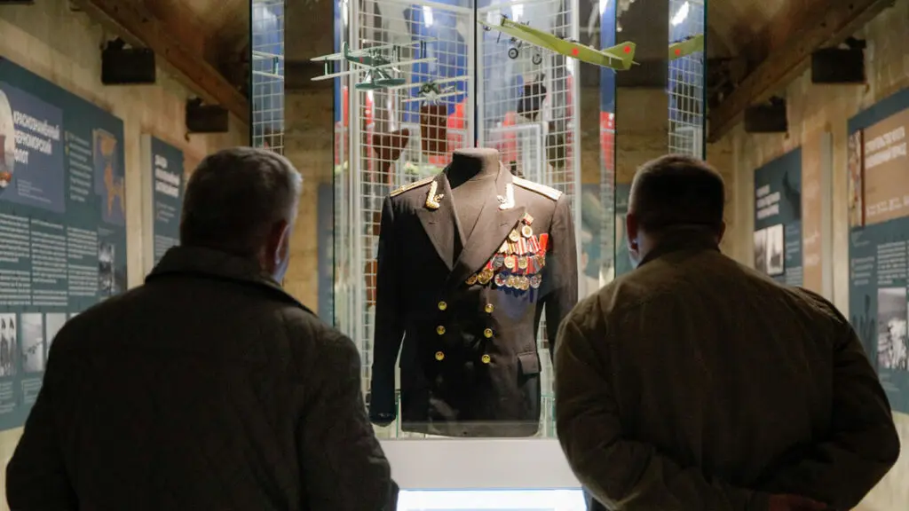 New duties for Russian law enforcement: warnings for “distorting history”