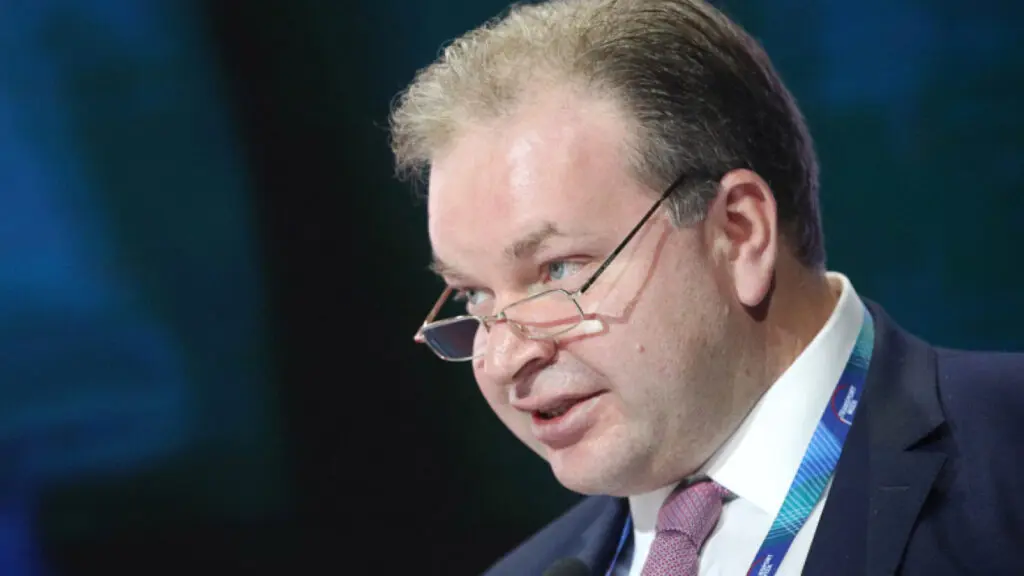 У второго топ-чиновника Минтранса нашли и решили конфисковать активы на миллиарды рублей