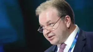 У второго топ-чиновника Минтранса нашли и решили конфисковать активы на миллиарды рублей