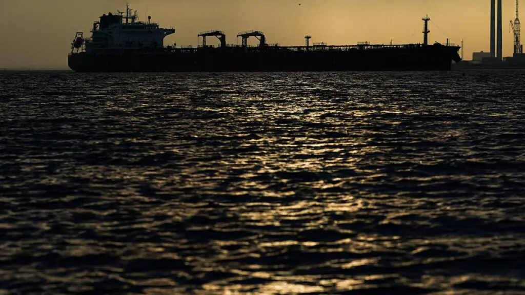 „Cădere nervoasă” în Golful Persic: marinarii blocați de șase săptămâni în Strâmtoarea Ormuz au ajuns la capătul puterilor