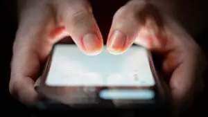 Fără limba rusă în băncile din Letonia. Va dispărea din aplicații și serviciile online