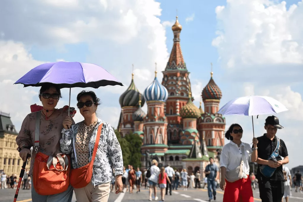 В оккупированной РФ части Запорожья ввели талоны на топливо