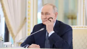 Бывший шеф-редактор «России-1»: Путин мало что знает о реальных событиях