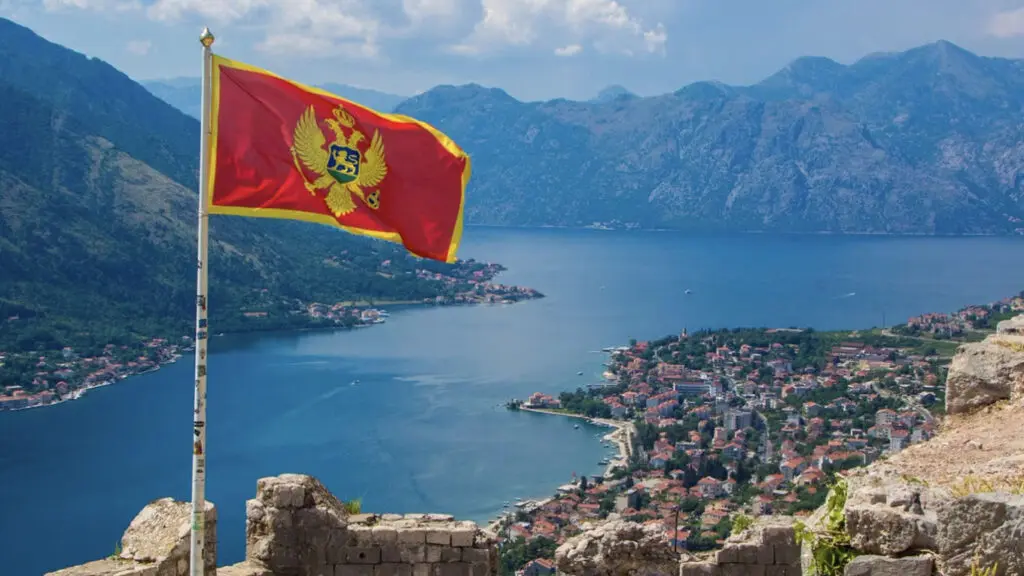 Montenegro introduces visas for Russians. A change imposed by the proximity to the European Union