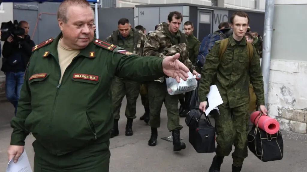 Западная разведка: Кремль начал учения в регионах по подготовке к новой мобилизации