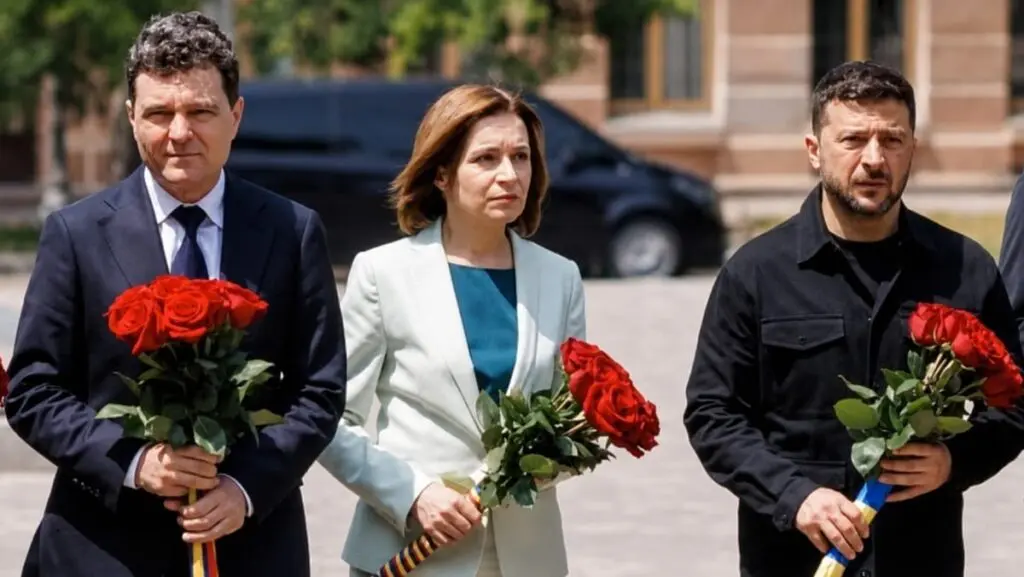 „Lucrurile mari le putem face împreună”. Nicușor Dan și Vladimir Zelenski, la Chișinău de Ziua Independenței. Mesajul Maiei Sandu