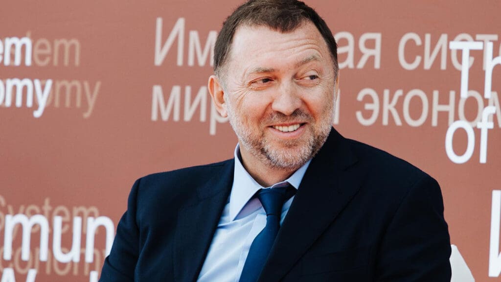 Алюминиевый олигарх Дерипаска хочет начать выпуск водки на фоне трудностей основного бизнеса