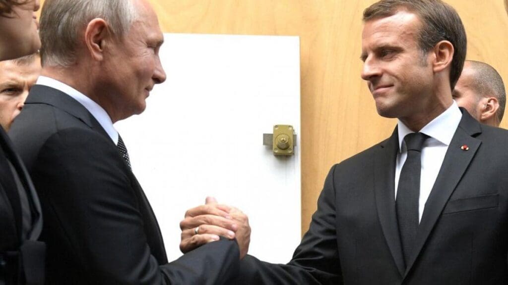 Emmanuel Macron: „Putin nu vrea pace, ci capitularea Ucrainei”. Bild: Trump îl primește pe Zelenski, singur. Abia apoi vin și europenii