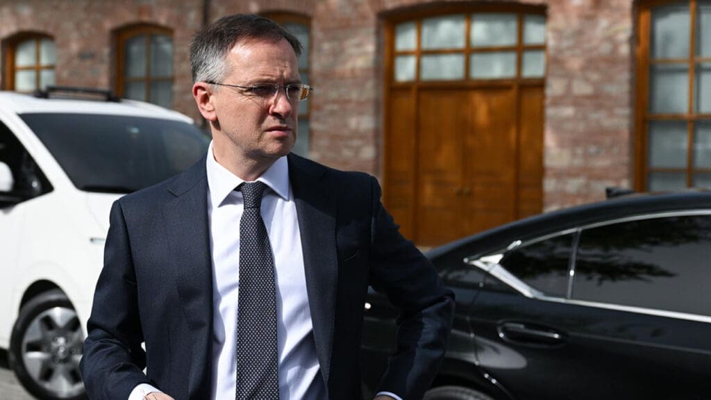 Moștenirea „istoricului”: consilierul lui Putin, Vladimir Medinski și imperiul imobiliar de șase miliarde