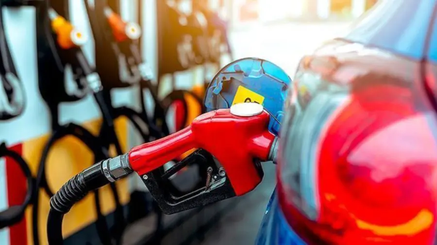 Sancțiunile SUA față de Rosneft și Lukoil SCUMPESC carburanții. ANRE anunță noile prețuri