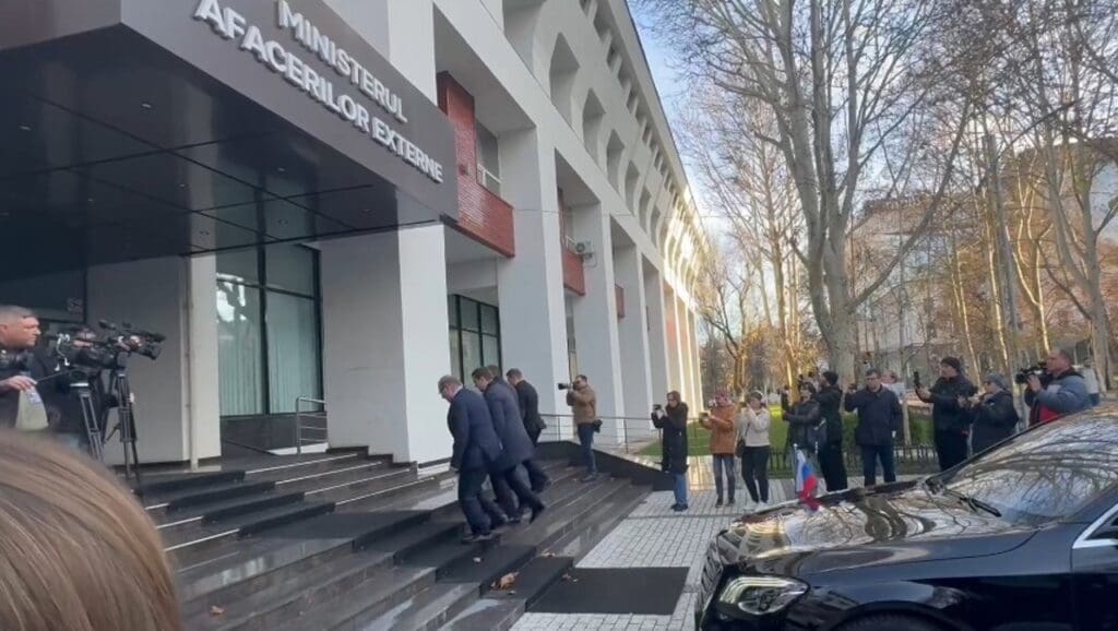 The Russian ambassador questions the Russian origin of the drone that fell in Florești: “There are many operations under a foreign flag”