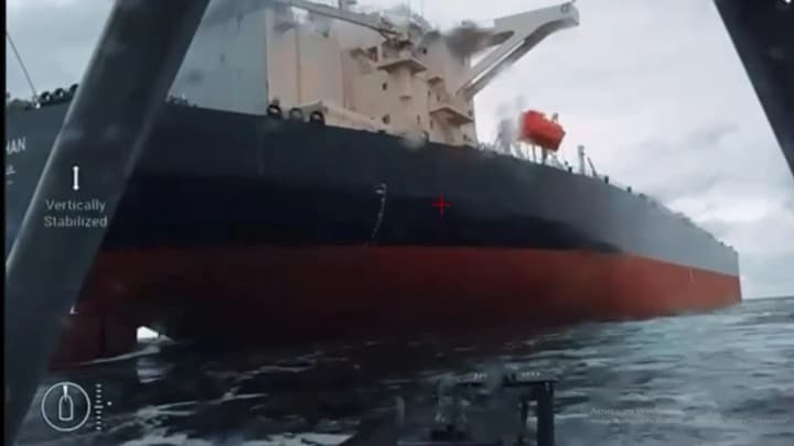 (ВИДЕО) Морские дроны СБУ поразили в Черном море еще один танкер российского «теневого флота»