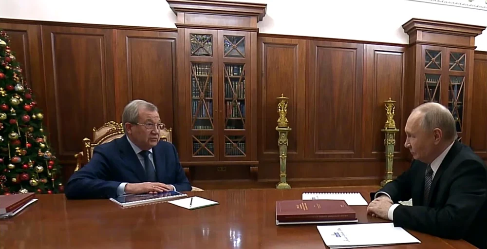 Detaliul din biroul lui Vladimir Putin care a dat de gol o nouă minciună a propagandei Kremlinului