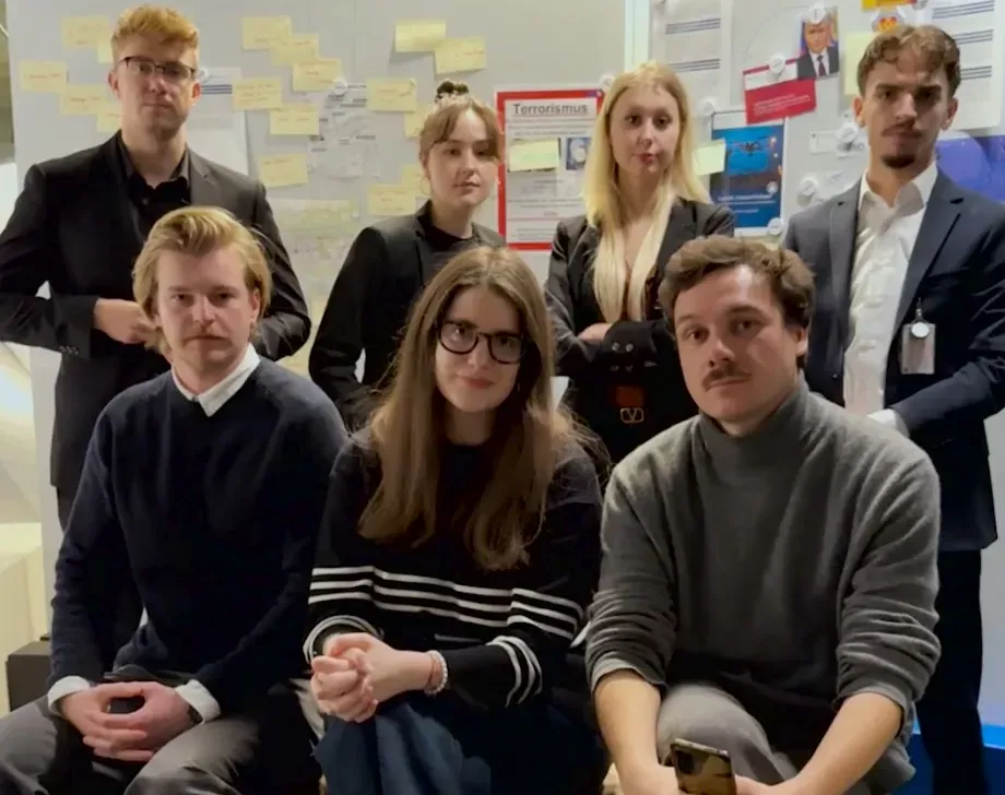 Cum au descoperit șapte studenți germani legătura dintre nave rusești și roiurile de drone