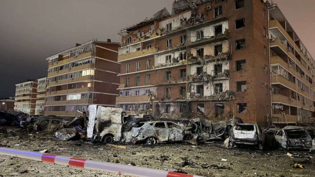 Erori letale în apărarea rusă: OSINT confirmă că o rachetă rusească a distrus un bloc