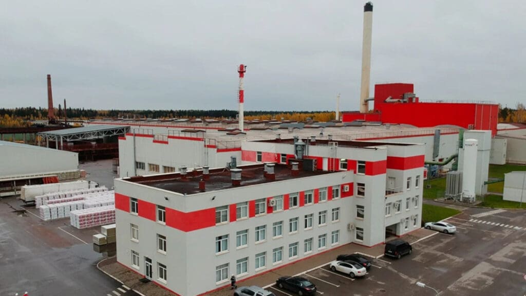 Rusia își însușește activele străine: Rockwool și CanPack, expropriate prin decret prezidențial