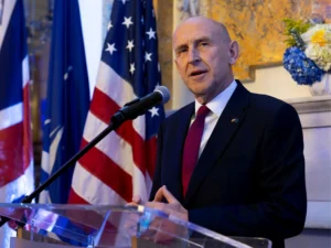 The British Secretary of Defense wishes to send troops to Ukraine. “This would mean that this war has ended.”