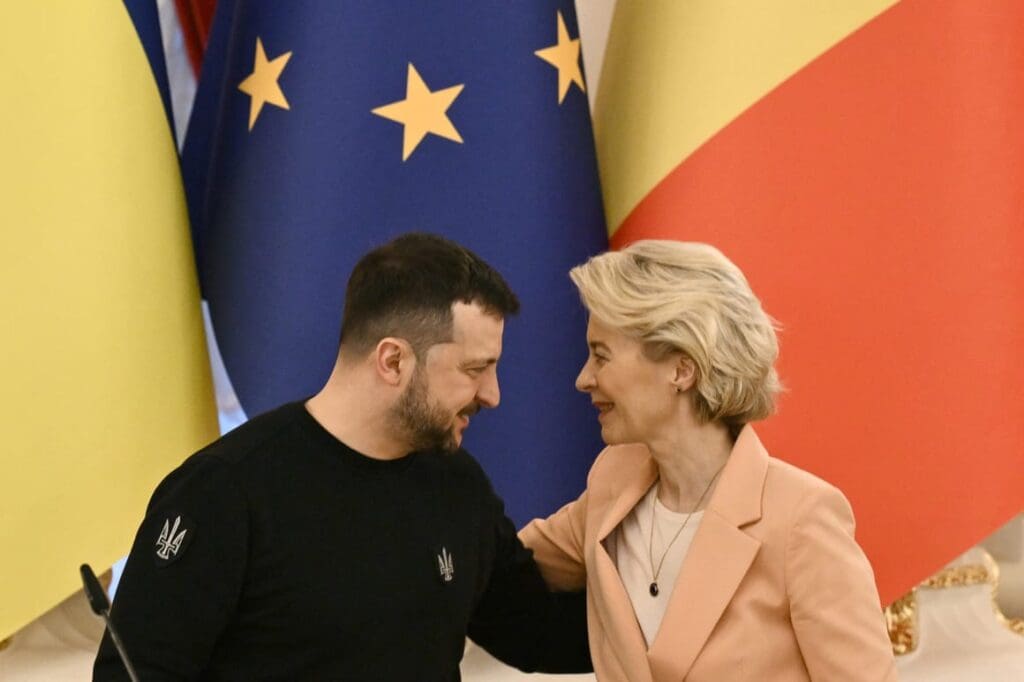 Four years into the war, Zelenski declares that Putin has not achieved his objectives in Ukraine. EU leaders have arrived in Kiev.