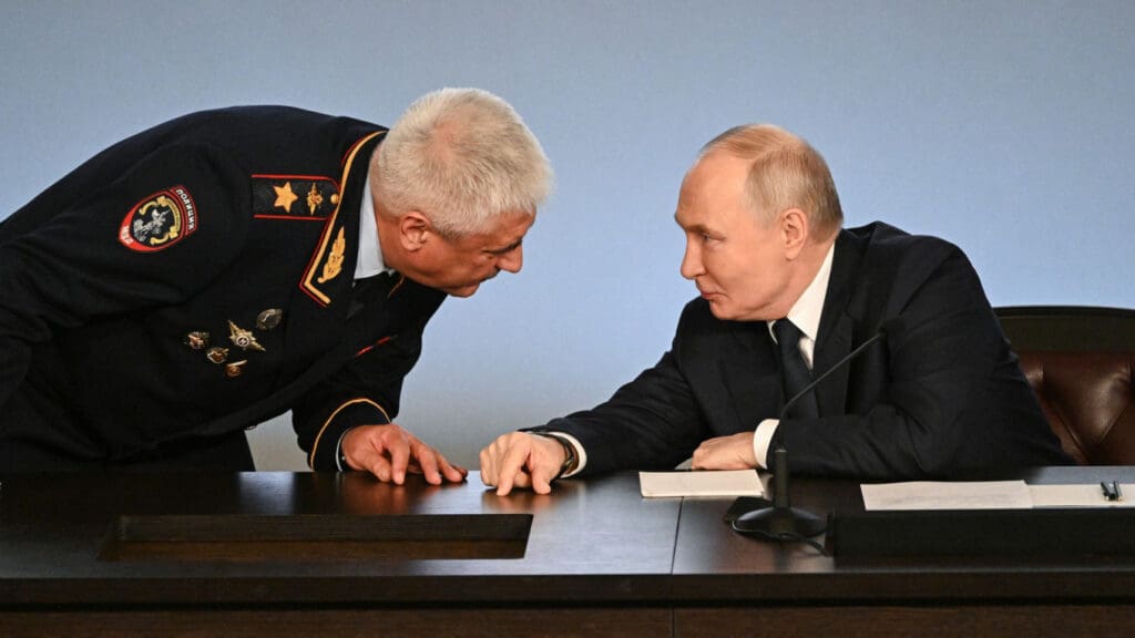 Alarm at the Kremlin: crime rate among teenagers is rising