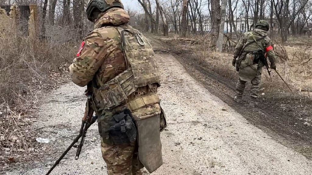 Помилованные Путиным зэки сбежали с войны в Таиланд и расчленили там бизнесмена