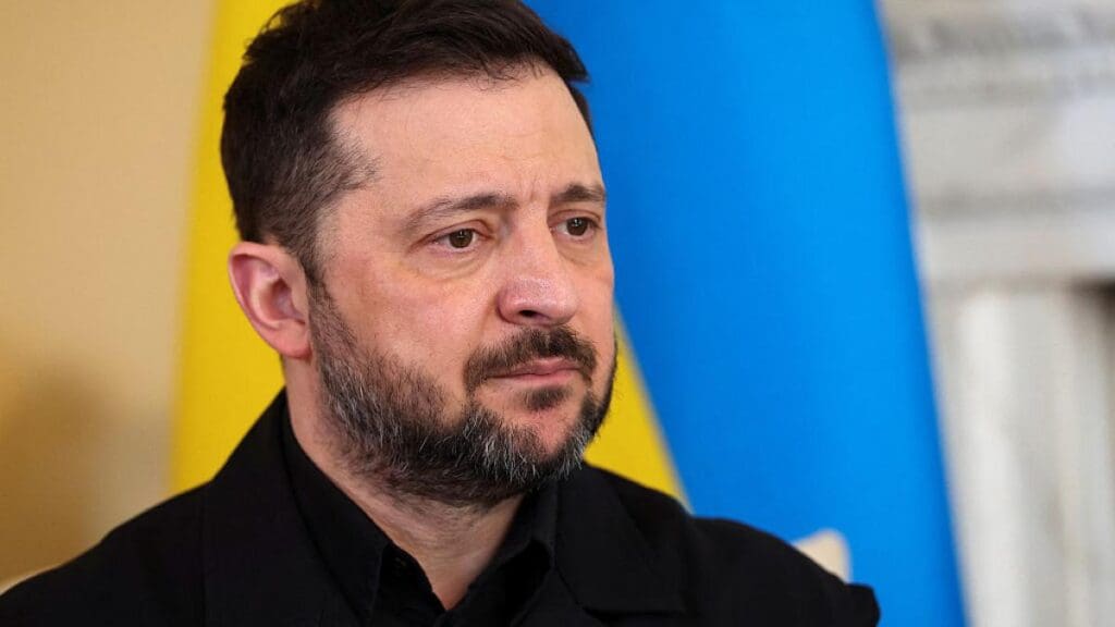 Motivul unei revolte uriașe în armata ucraineană. Zelenski a trebuit să ceară public unitate