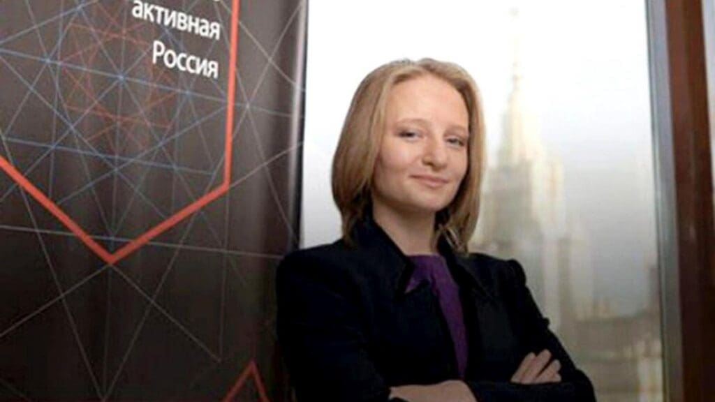Russia has built a secret artificial intelligence center for Putin’s daughter. “They shrug when asked what’s there”