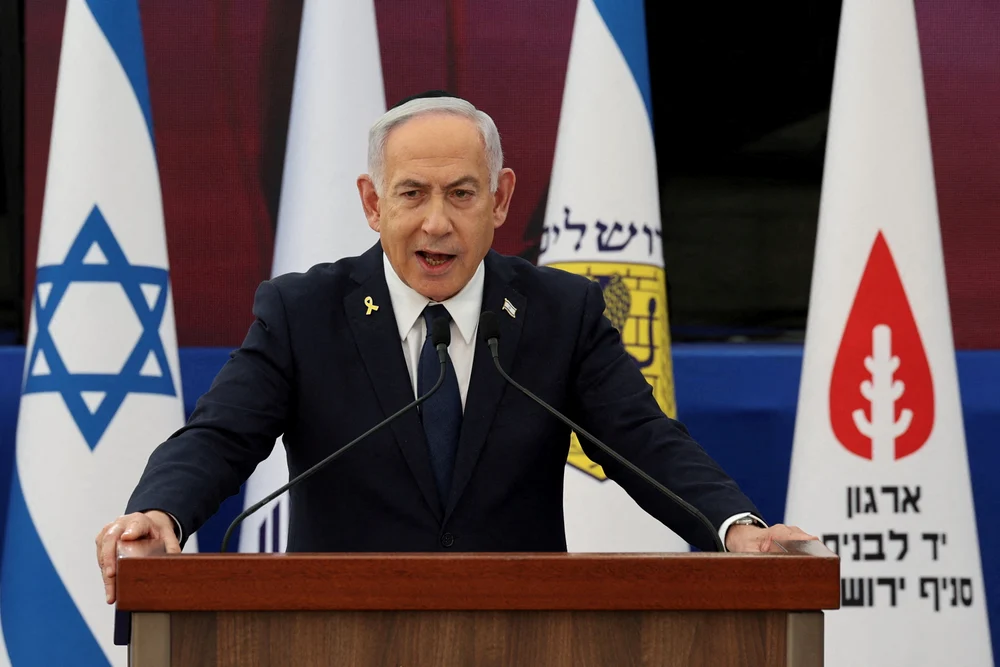 Procesul de corupție al premierului Benjamin Netanyahu se reia după ridicarea stării de urgență în Israel. Ce acuzații i se aduc