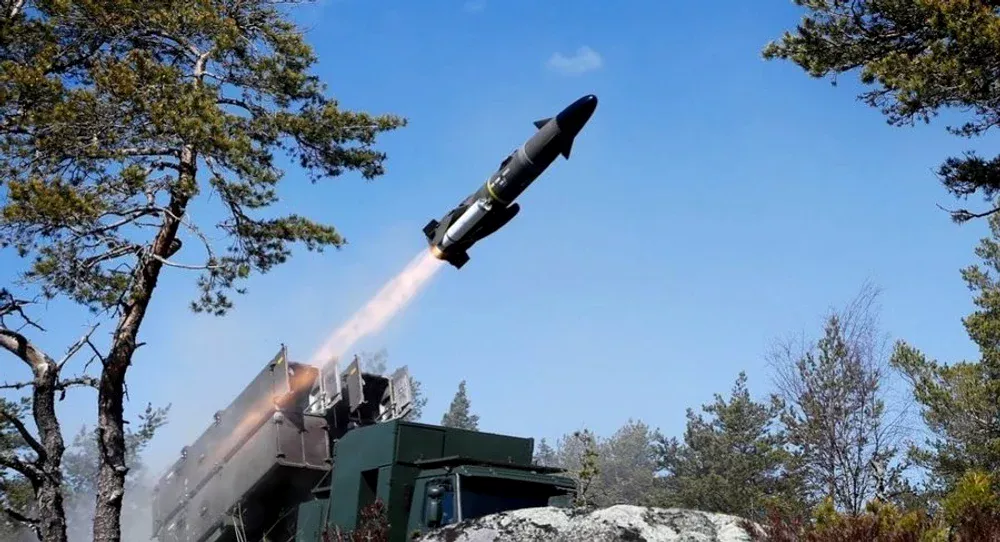 Ucraina a folosit în premieră o rachetă anti-navă suedeză în atacul asupra unei platforme petroliere din Marea Neagră