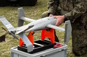 VIDEO // Ucraina anunţă crearea primei sale bombe aeriene pentru distrugerea de fortificații. S-a lucrat un an și jumătate la ea