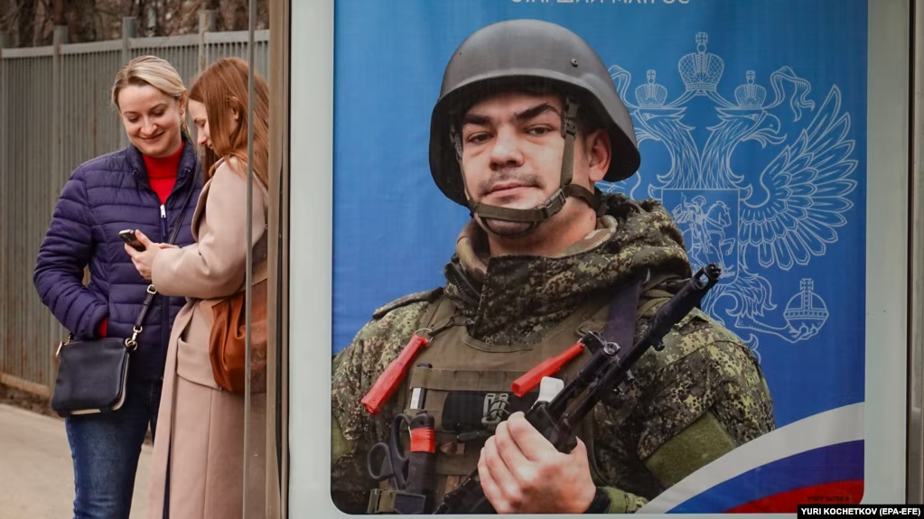 Россиянам вручают мобилизационные предписания. Означает ли это начало новой волны мобилизации?