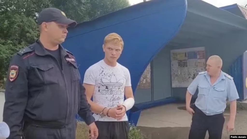 «Помиловали, еще и денег дали». Отпущенные на войну серийные убийцы возвращаются