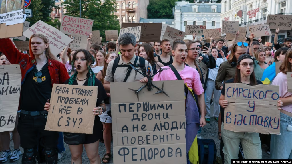 FT: Зеленский рассматривает возможность отставки главкома ВСУ